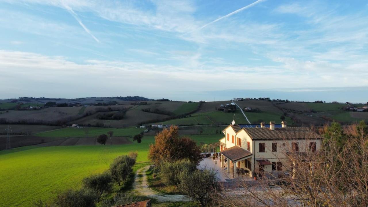 Agriturismo Vallelunga 安科纳 外观 照片