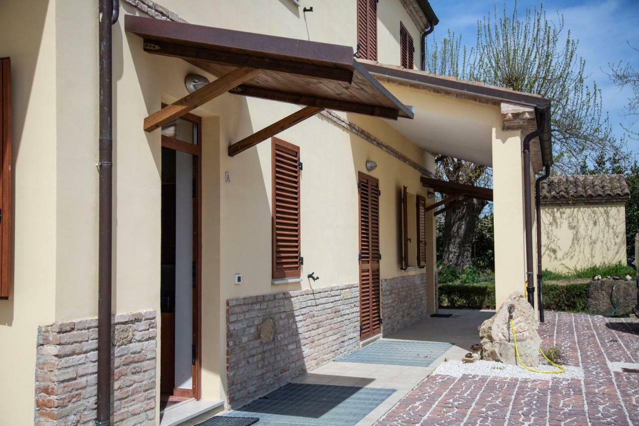Agriturismo Vallelunga 安科纳 外观 照片