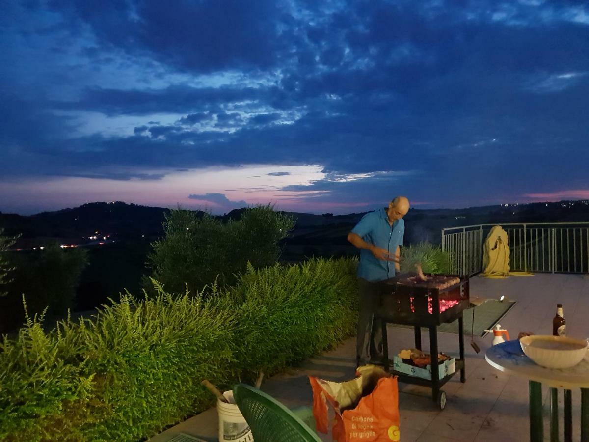 Agriturismo Vallelunga 安科纳 外观 照片